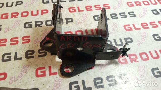Кронштейн подушки АКПП верхней CP б/у Premacy