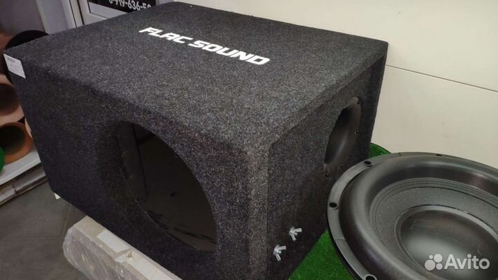 Короб на трубе с раскрывом, щелевой