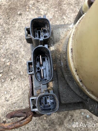 Насос эгур Mazda 3 BK 2.0