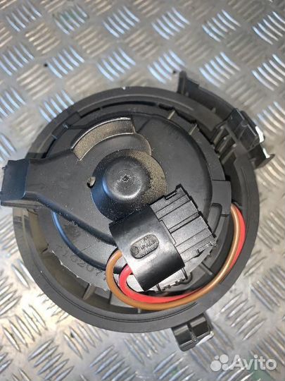 Моторчик печки Nissan Almera G15 (2013-2018) 2018