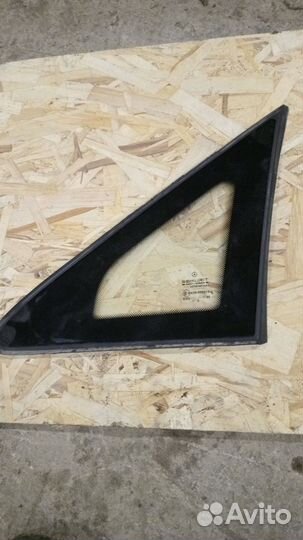 Уголок стекла передний правый вито 639 кузов