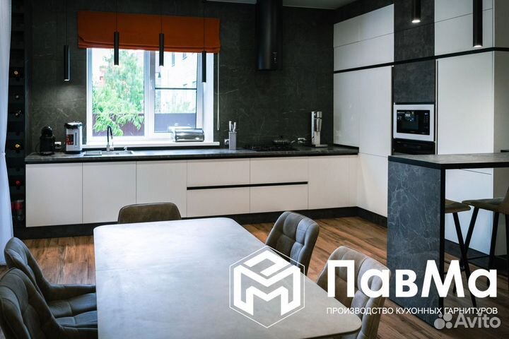 Кухонные гарнитуры гладкие 115*321