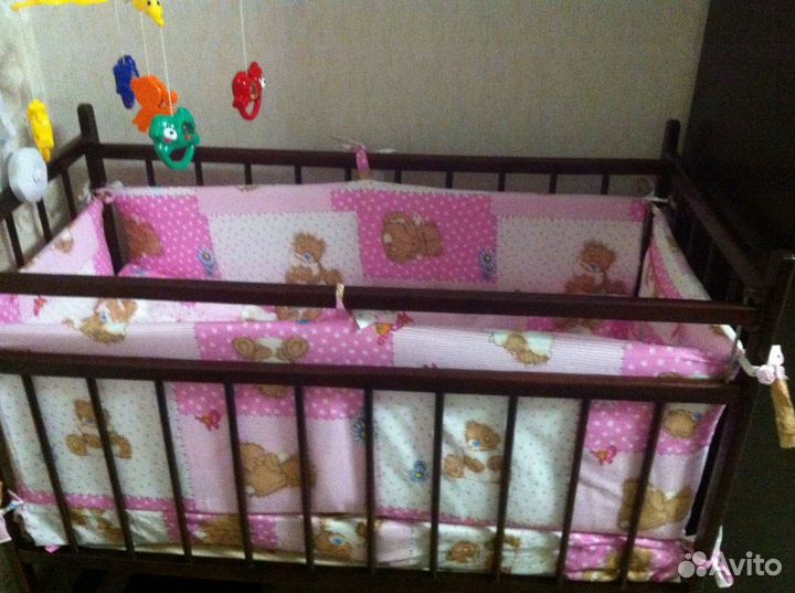 Продаю бортики на кроватку