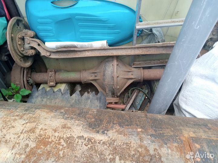 Продам задний мост газ 51 и переднюю балку газ 51