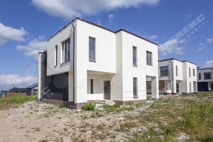 Коттедж 160 м² на участке 12 сот.