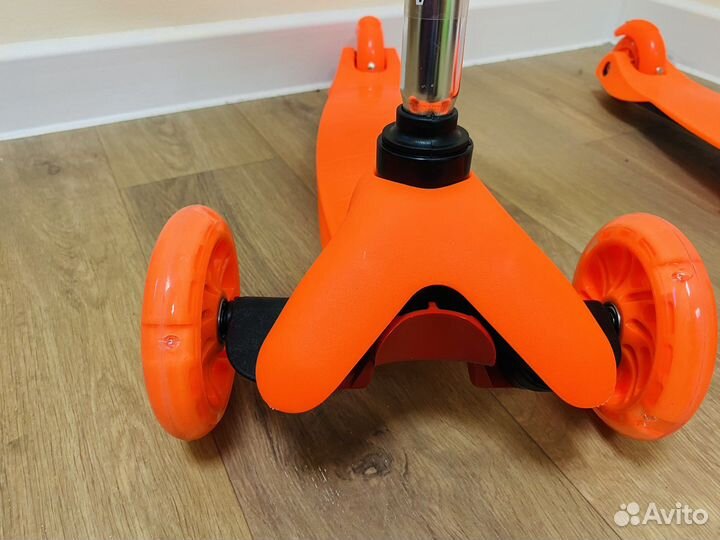 Самокат детский трехколесный