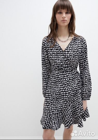 Платье на запах Zarina