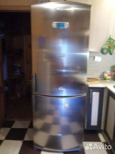 Холодильник whirlpool
