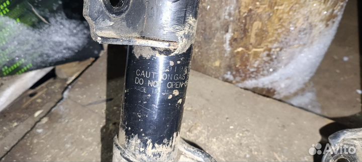 Амортизаторы передние KYB Excel-G Nissan X-Trail