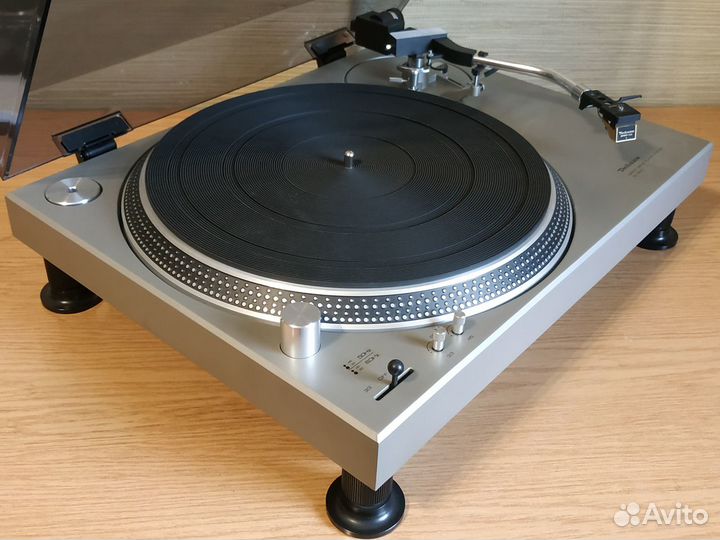 Проигрыватель винила Technics SL-1200 Japan