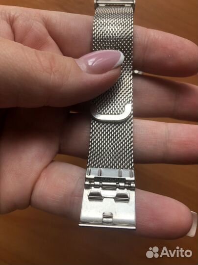 Часы наручные женские