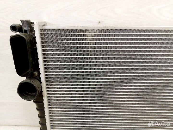 Радиатор охлаждения Mercedes E(W211) /CLS(W219)