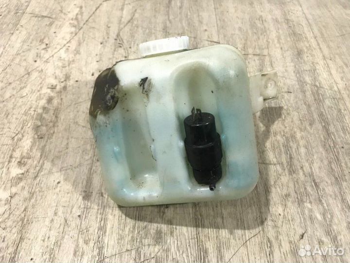 Бачок омывателя Лада Гранта 2011