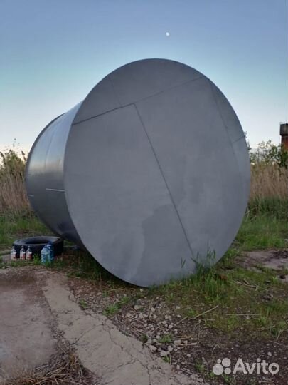 Цистерна стальная бу
