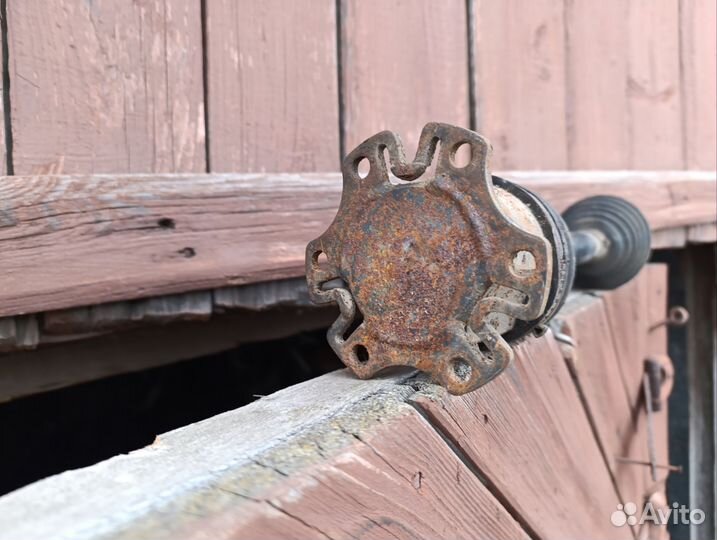 Привод правый левый Audi A4 b6 b7 трипойд