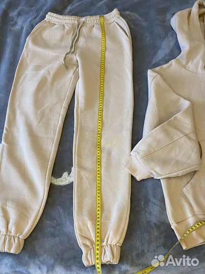 Спортивные штаны и худи