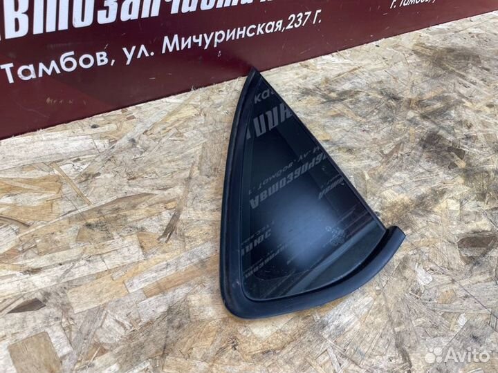 Форточка кузова задняя правая Volkswagen Polo