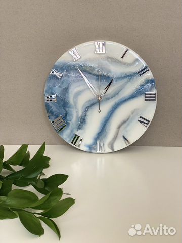 Часы настенные из эпоксидной смолы