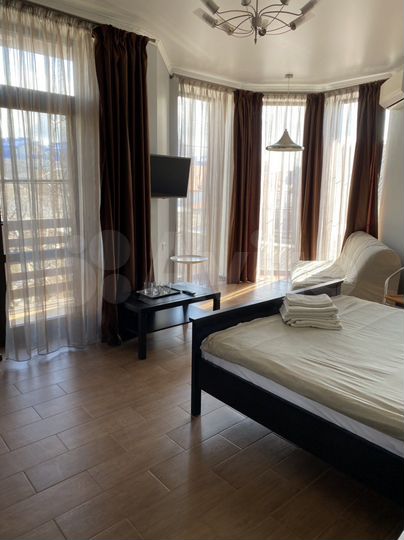 Комната 20 м² в 5-к., 3/5 эт.