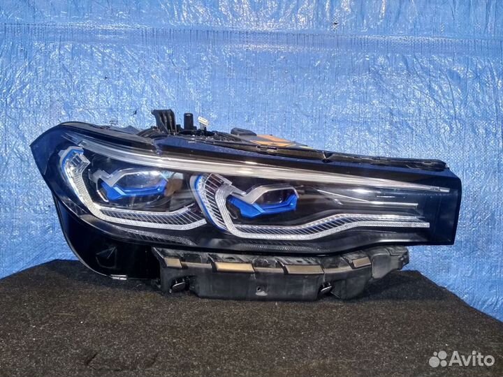 Фара правая BMW X7