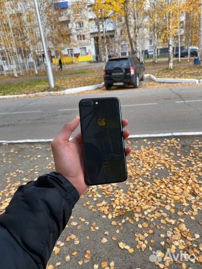iPhone 8 Plus, 64 ГБ