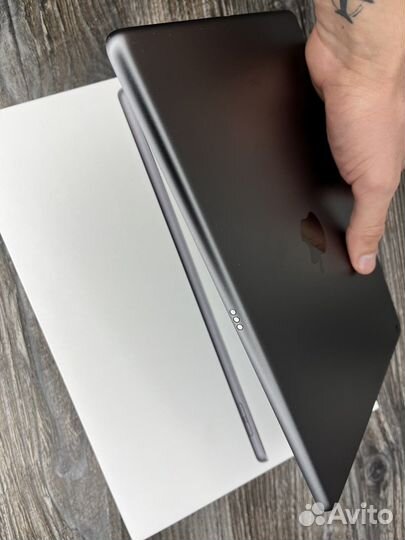 iPad 9 2021 64gb на гарантии с чеком