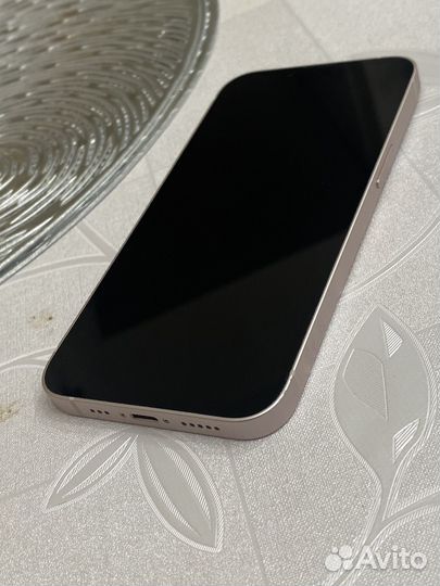 iPhone 13, 256 ГБ