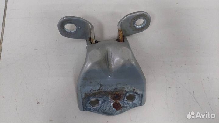 Петля двери задней правой нижняя Hyundai Accent LC