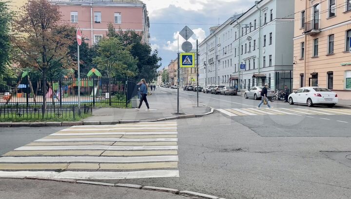 Помещение с ремонтом, первая линия, 83.5 м²