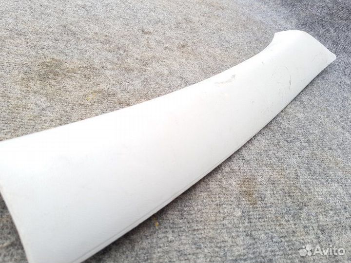 Обшивка стойки салона передняя правая Skoda