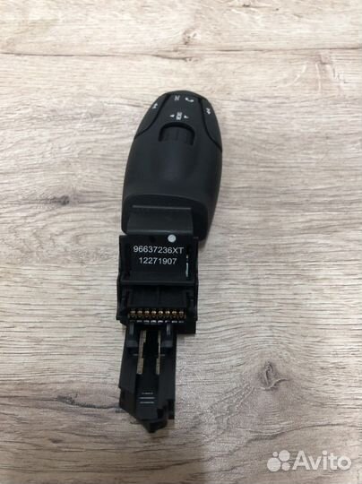 Переключатель магнитолы подрулевой Peugeot