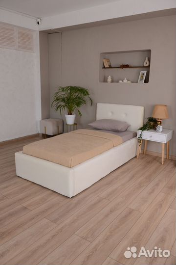 Кровать новая с матрасом 90 на 200 Роза