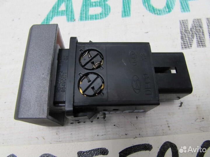 Кнопка обогрева заднего стекла для Hyundai Accent 2 2000-2012г