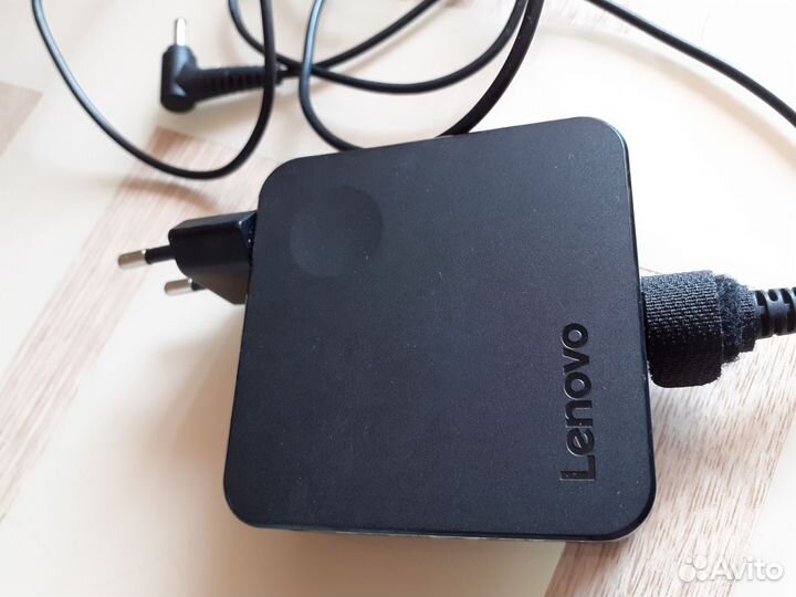 Блок питания Lenovo adlx65ccge2A адаптер