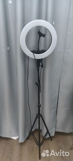 Кольцевая лампа