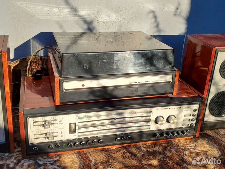 Радиола 1 класса Элегия-102-стерео