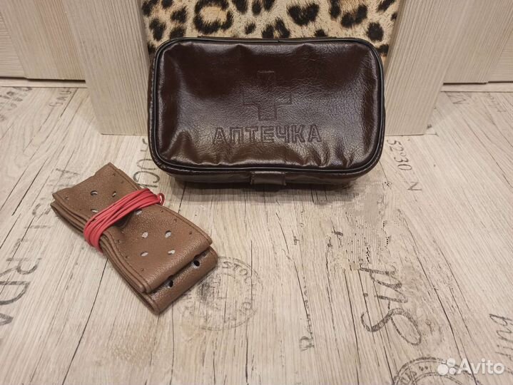 Подарочный комплект ваз газ СССР Оплетка Аптечка