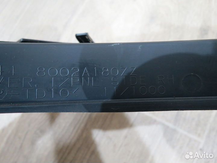 Накладка торпедо Mitsubishi Lancer 10