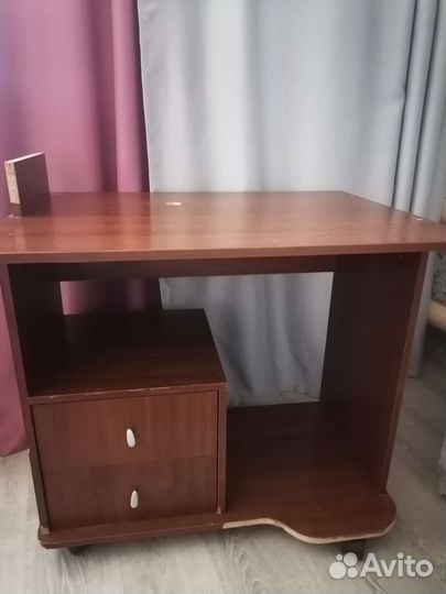 Компьютерный стол б.у
