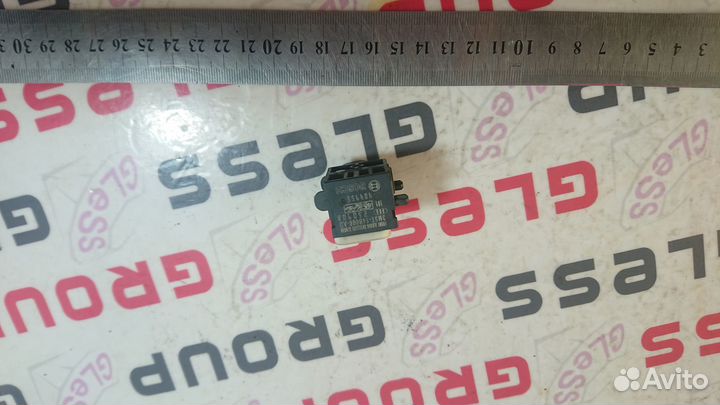 Датчик удара передний (AirBag) BK б/у Axela Mazda