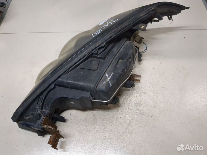 Фара (передняя) Ford Cougar, 2001