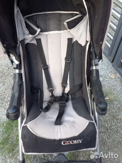 Прогулочная коляска