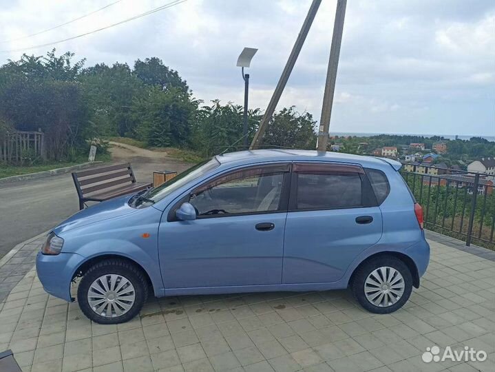 Chevrolet Aveo 1.4 AT, 2004, 210 364 км