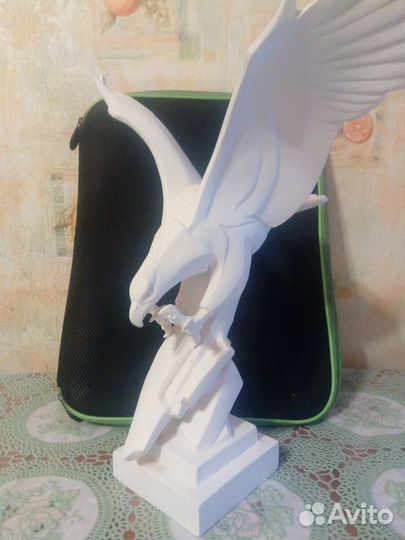 Орел сувенирный