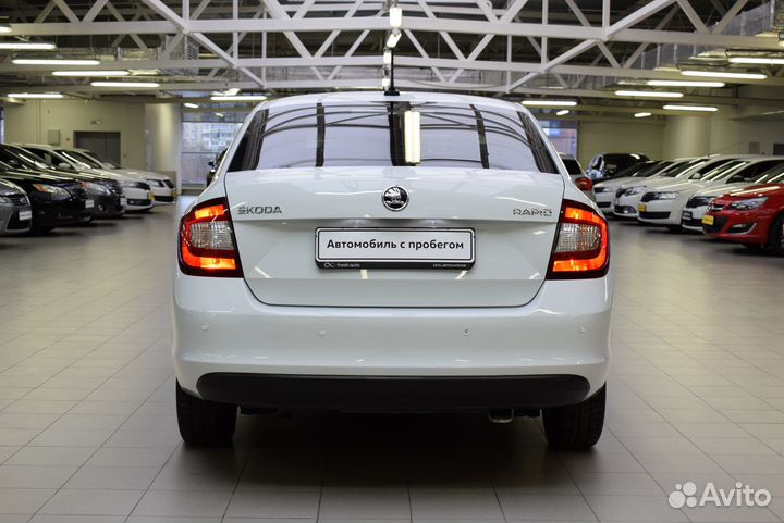 Skoda Rapid 1.6 AT, 2018, 152 830 км