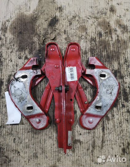 Петли капота audi a1 8x 2013 год 1.4