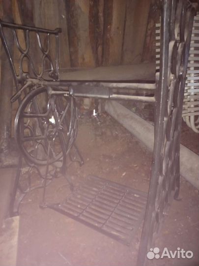 Станина от швейной машинки