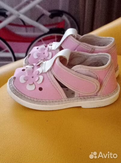 Сандалики для девочки 20