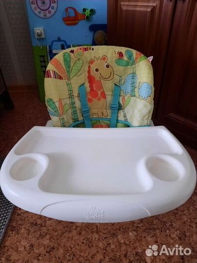 Стульчик-бустер для кормления