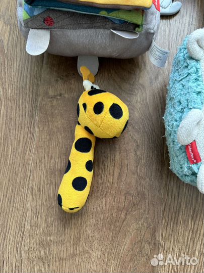 Игрушки для малыша пакетом